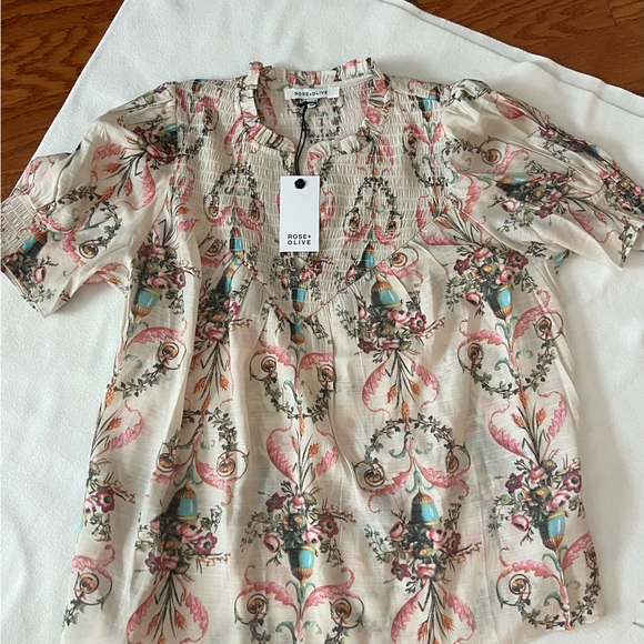 Rose & Olive Cream Floral Blouse - Picture 6 of 6